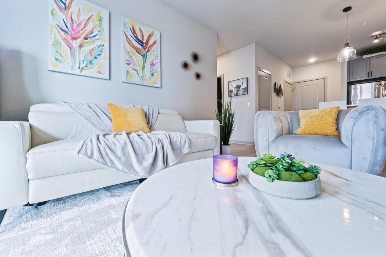 Tropicana Field 2 Bed In Dwtwn With Free Parking Apartment St. Petersburg Bagian luar foto