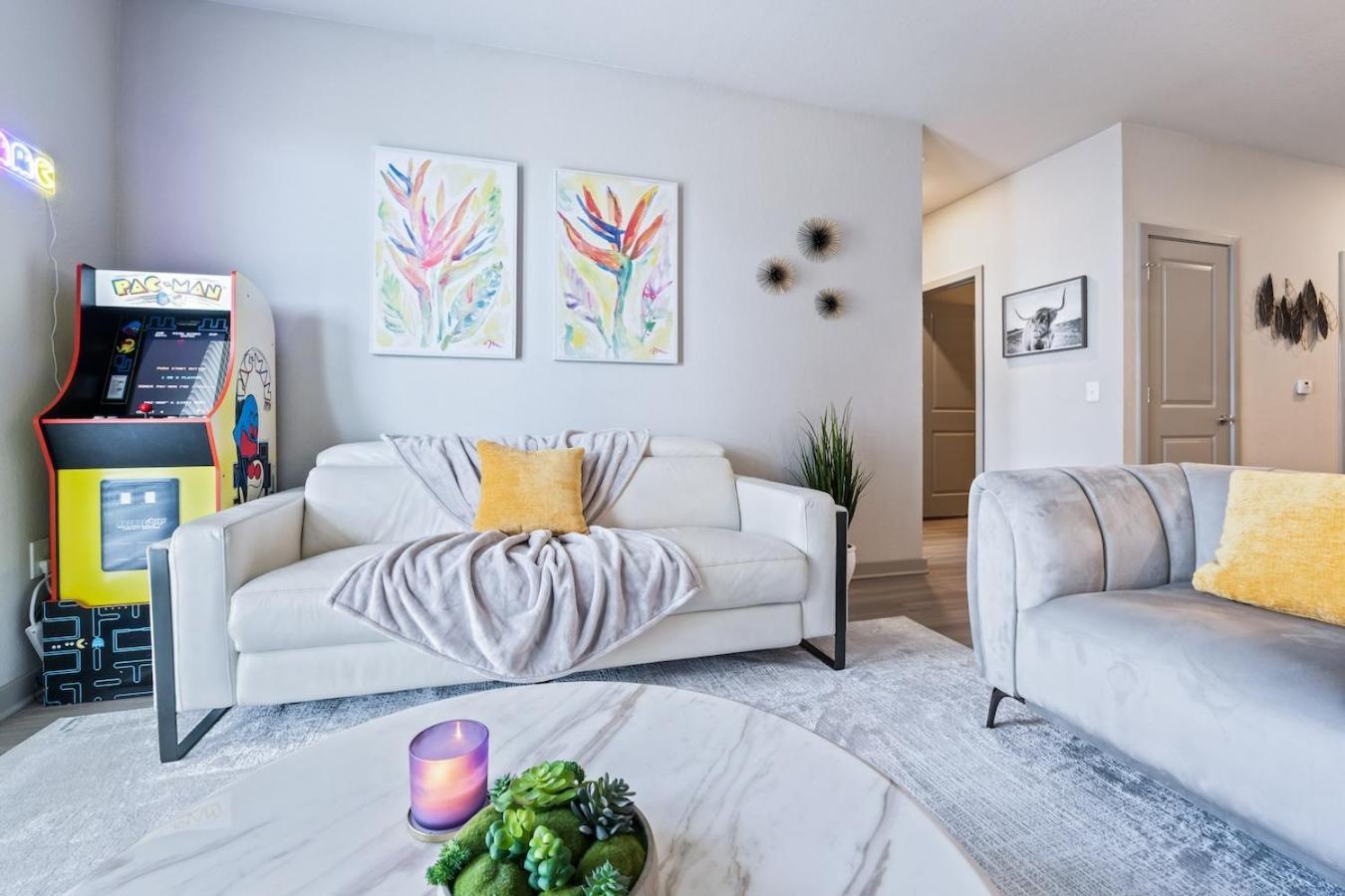 Tropicana Field 2 Bed In Dwtwn With Free Parking Apartment St. Petersburg Bagian luar foto