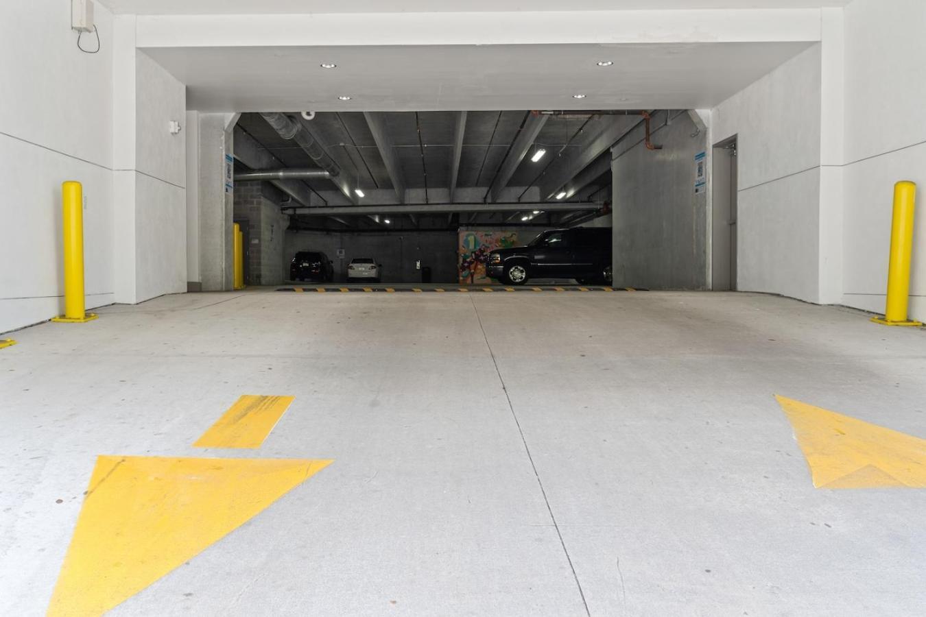 Tropicana Field 2 Bed In Dwtwn With Free Parking Apartment St. Petersburg Bagian luar foto