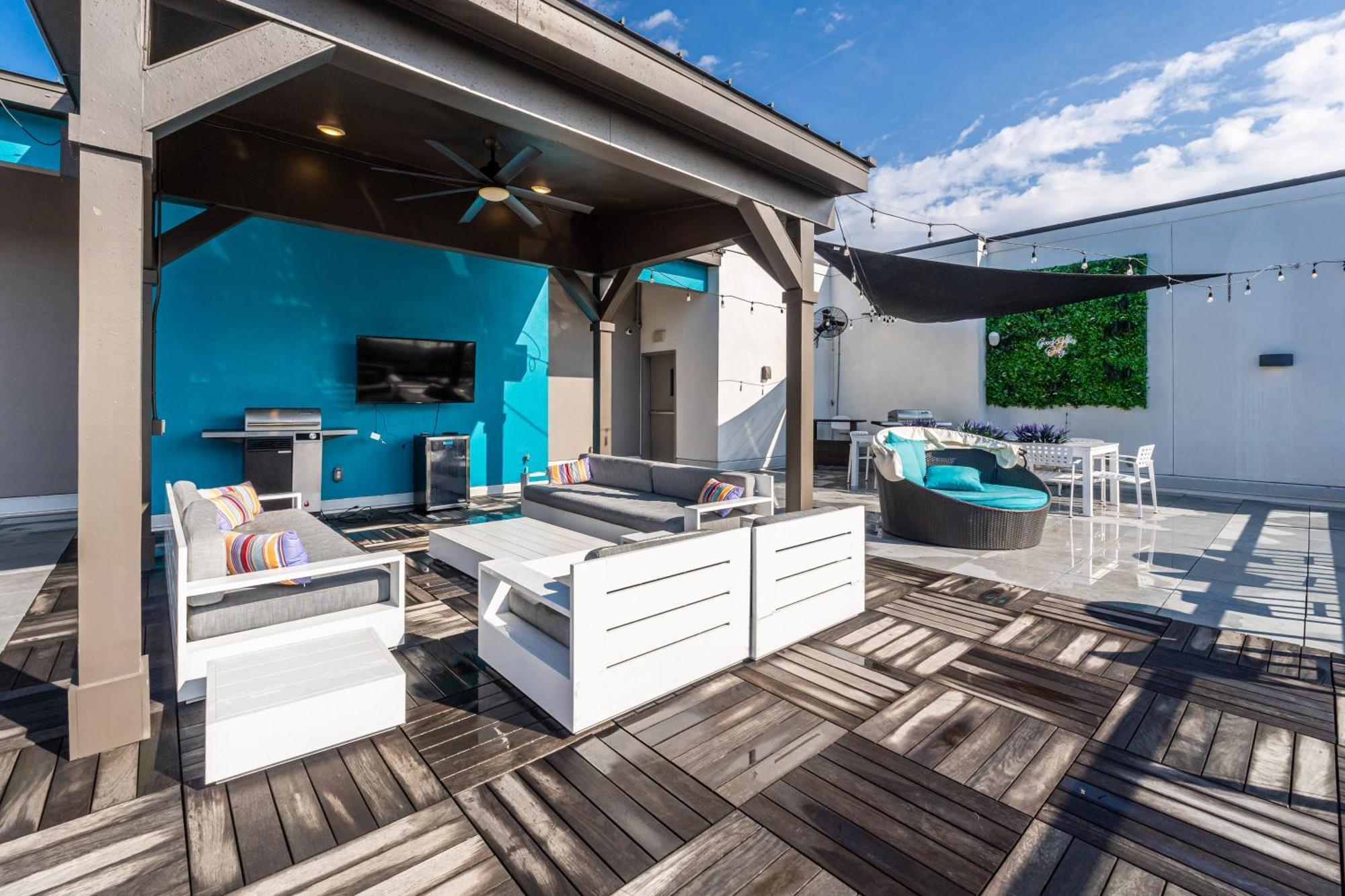 Tropicana Field 2 Bed In Dwtwn With Free Parking Apartment St. Petersburg Bagian luar foto