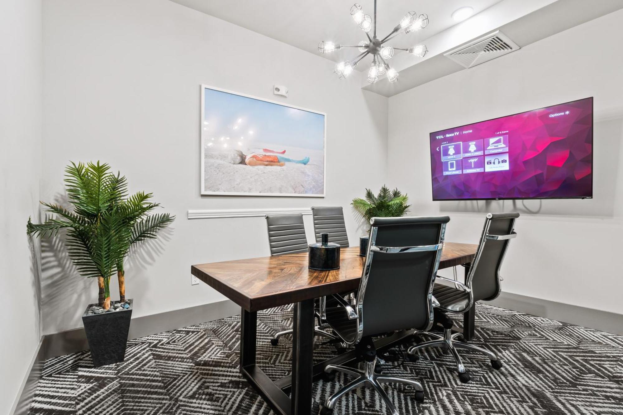 Tropicana Field 2 Bed In Dwtwn With Free Parking Apartment St. Petersburg Bagian luar foto